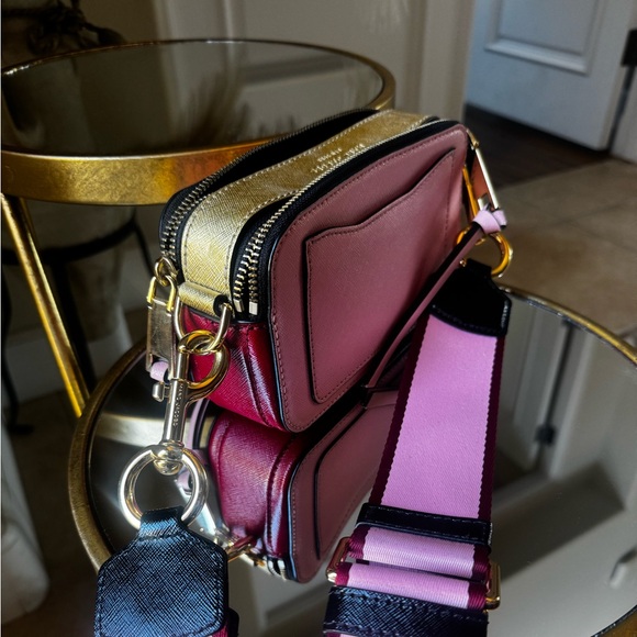 Marc Jacob’s Snapshot Camera Bag in Pink - Picture 7 of 11